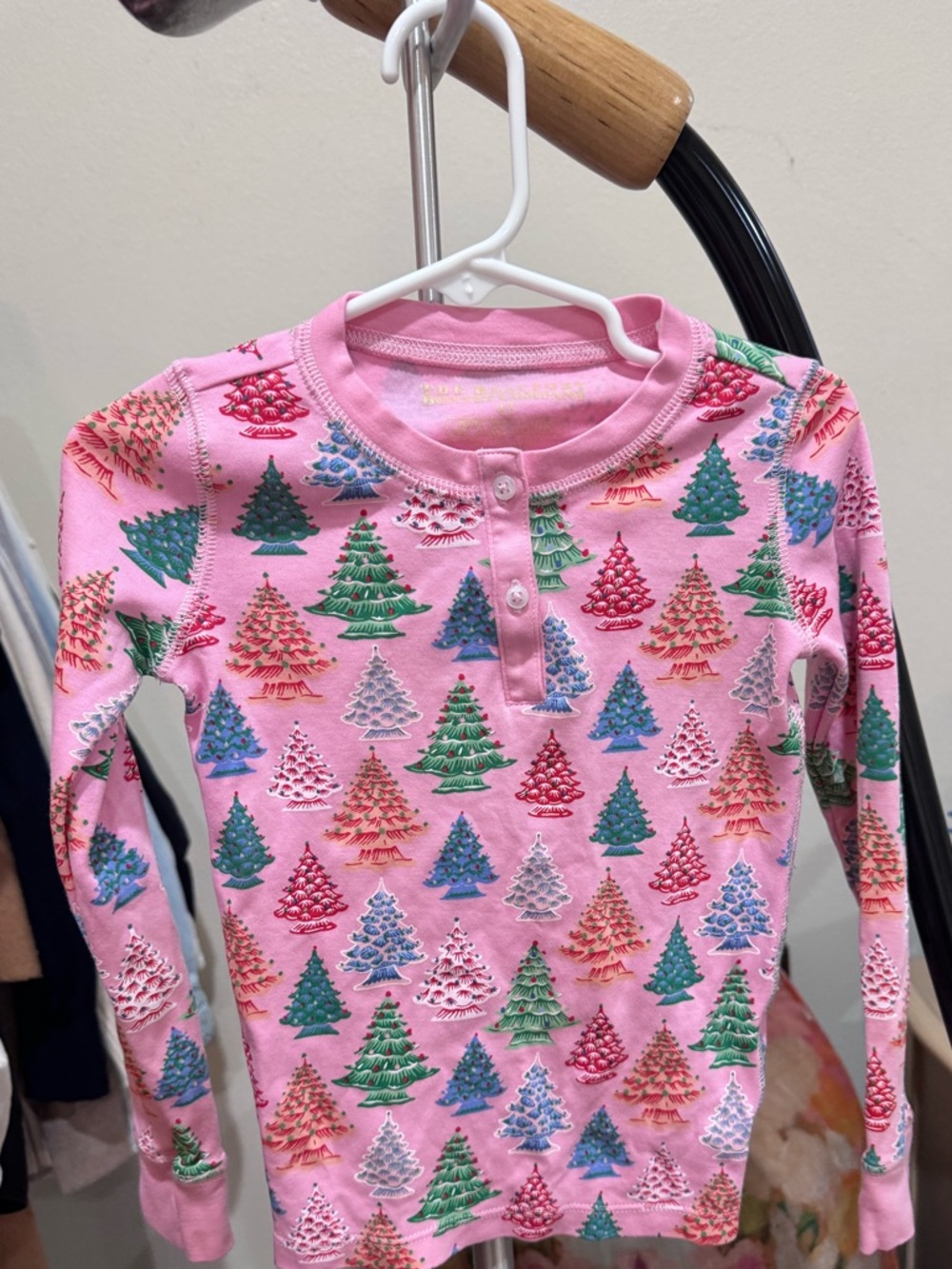 TBBC Pink Christmas tree pajama set 4T LIKE NEW